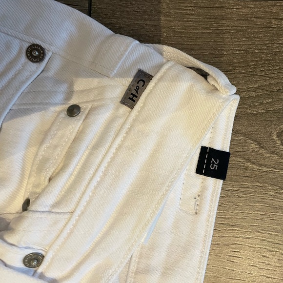 Citizen Rocket Crop White Jean - Picture 8 of 8